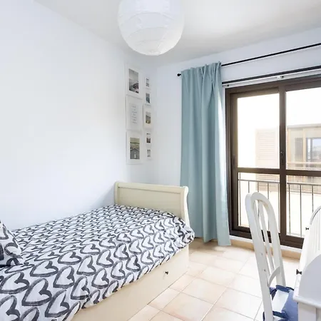 Апартаменты Home2book Sea Side